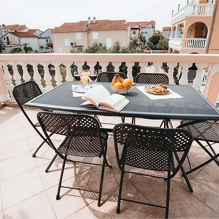 3 Bedroom Beautiful In *