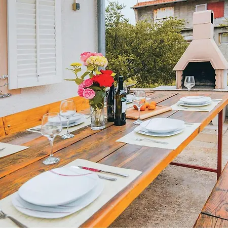 Apartment 3 Bedroom Beautiful Apartment In Vodice Vodice
